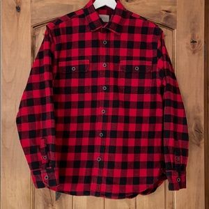 Medium weight flannel shirt